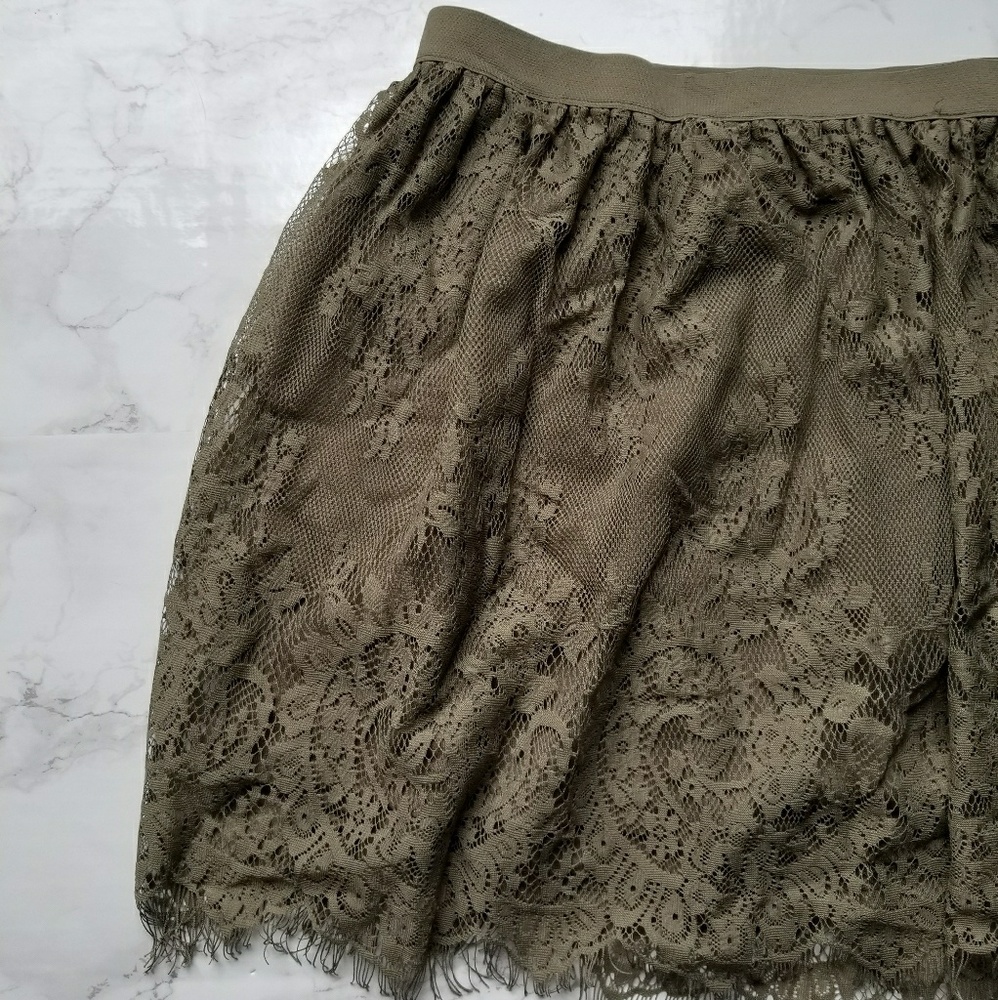 ⭐Dream out loud lace shirt